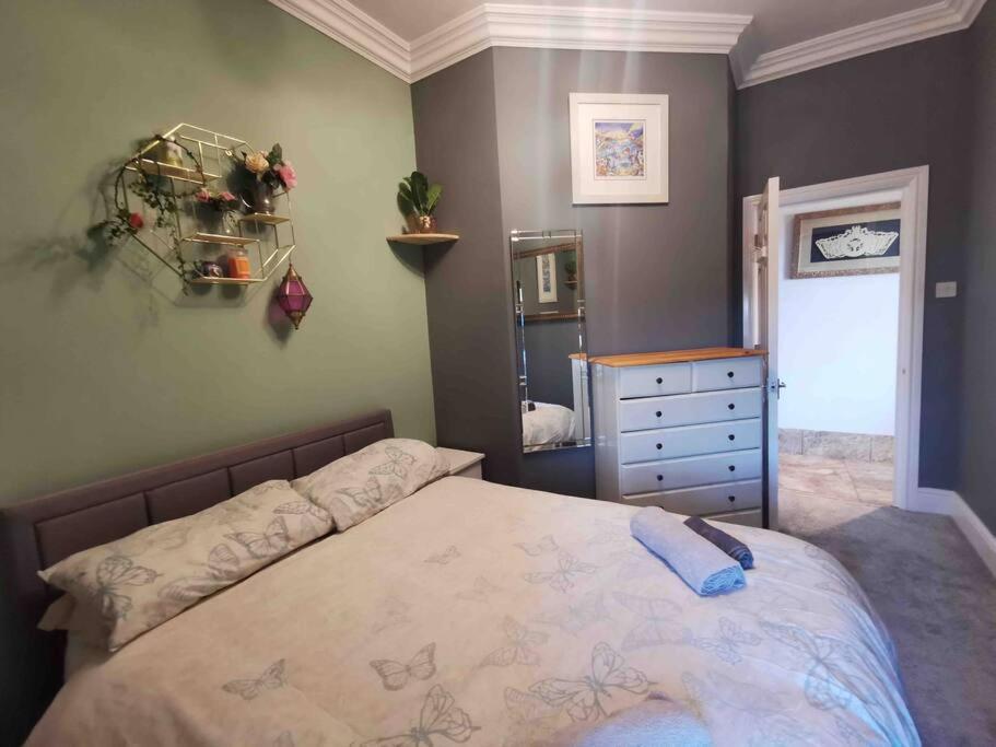 Number 7 Torquay Stunning Sea Views Apartamento Exterior foto